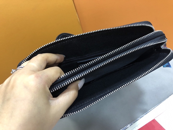 スーパーコピーブランドバッグ着用イメージ
